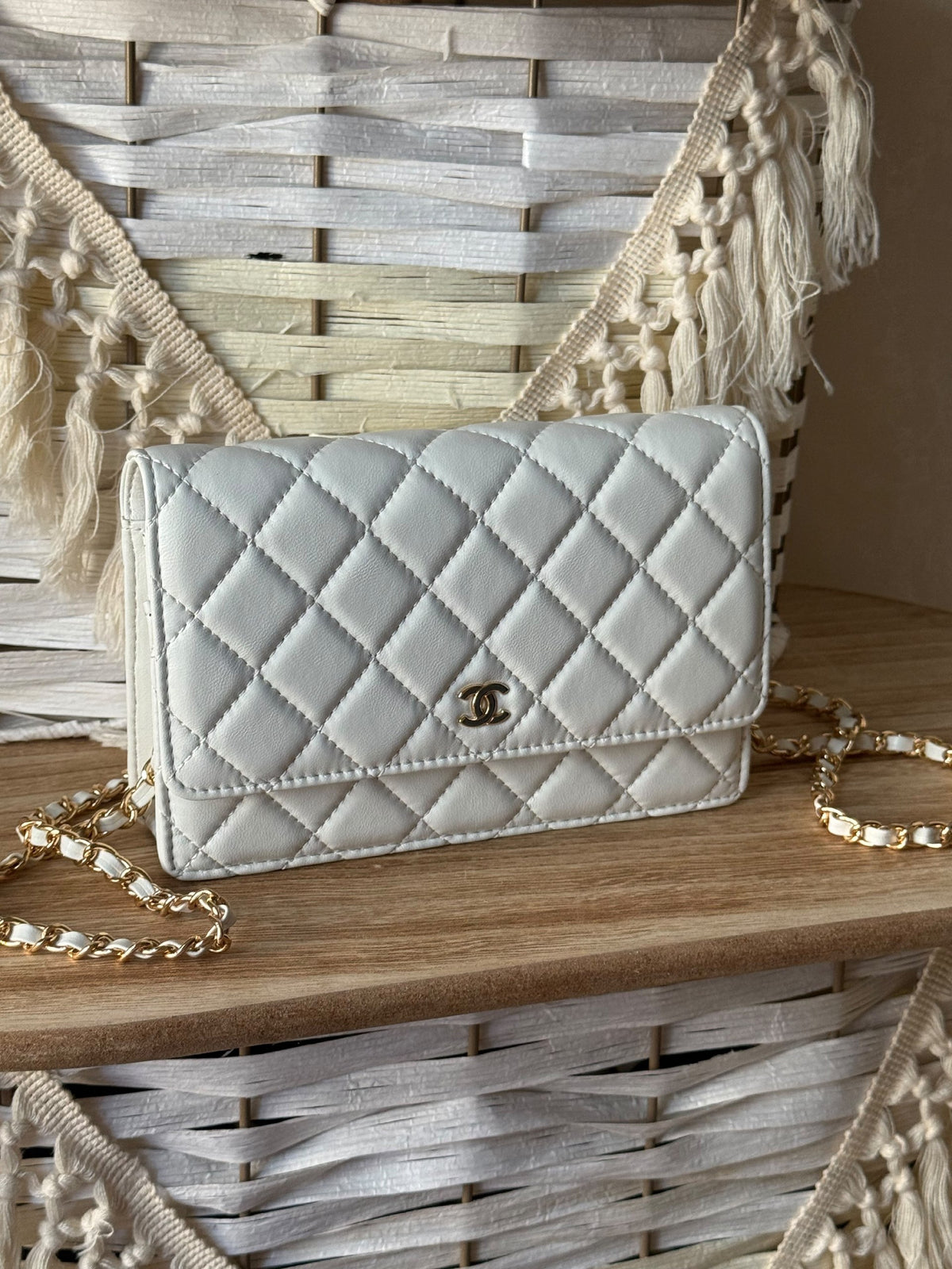 Hermès Quilted Shoulder Bag - White