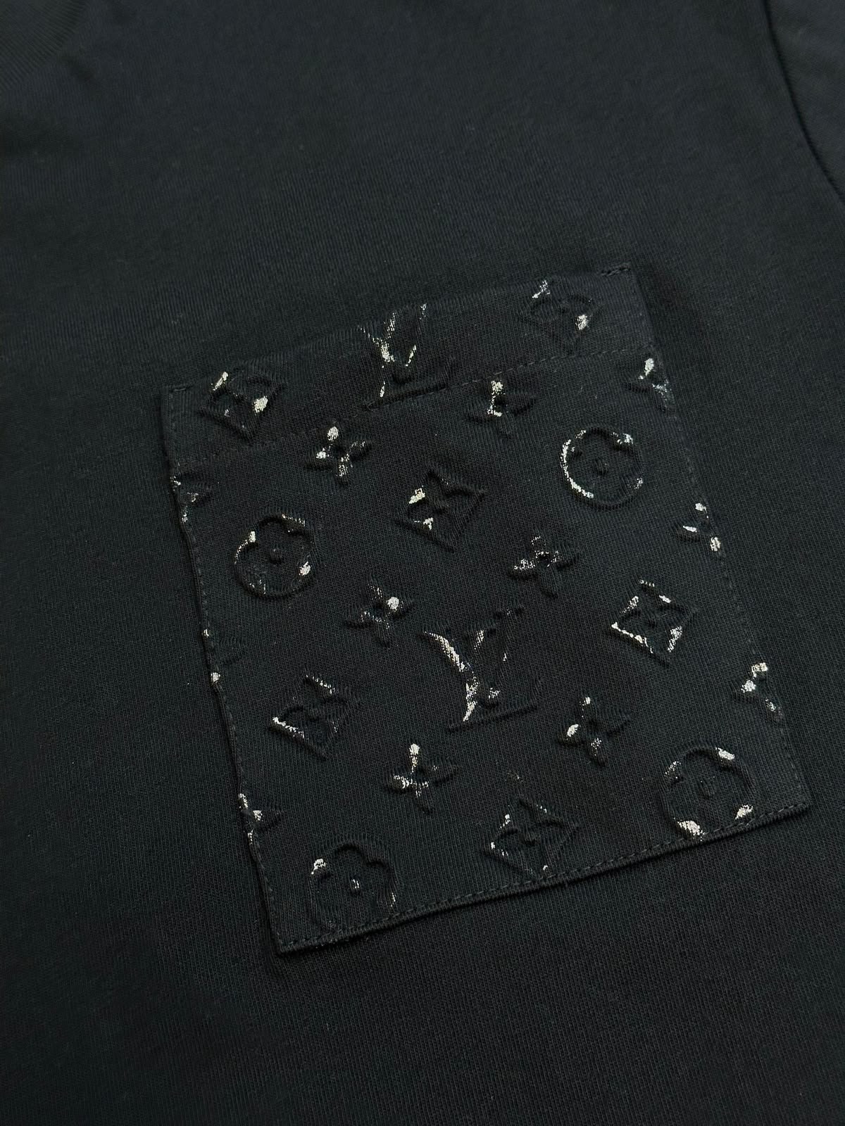 Louis Vuitton Pocket Panel T-Shirt - Black