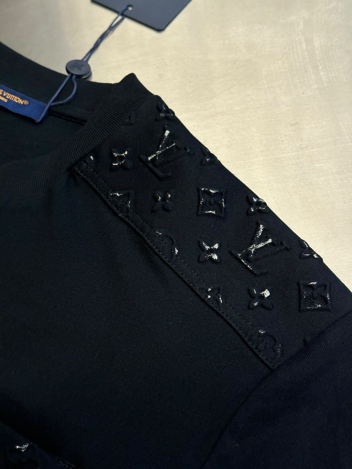 Louis Vuitton Pocket Panel T-Shirt - Black