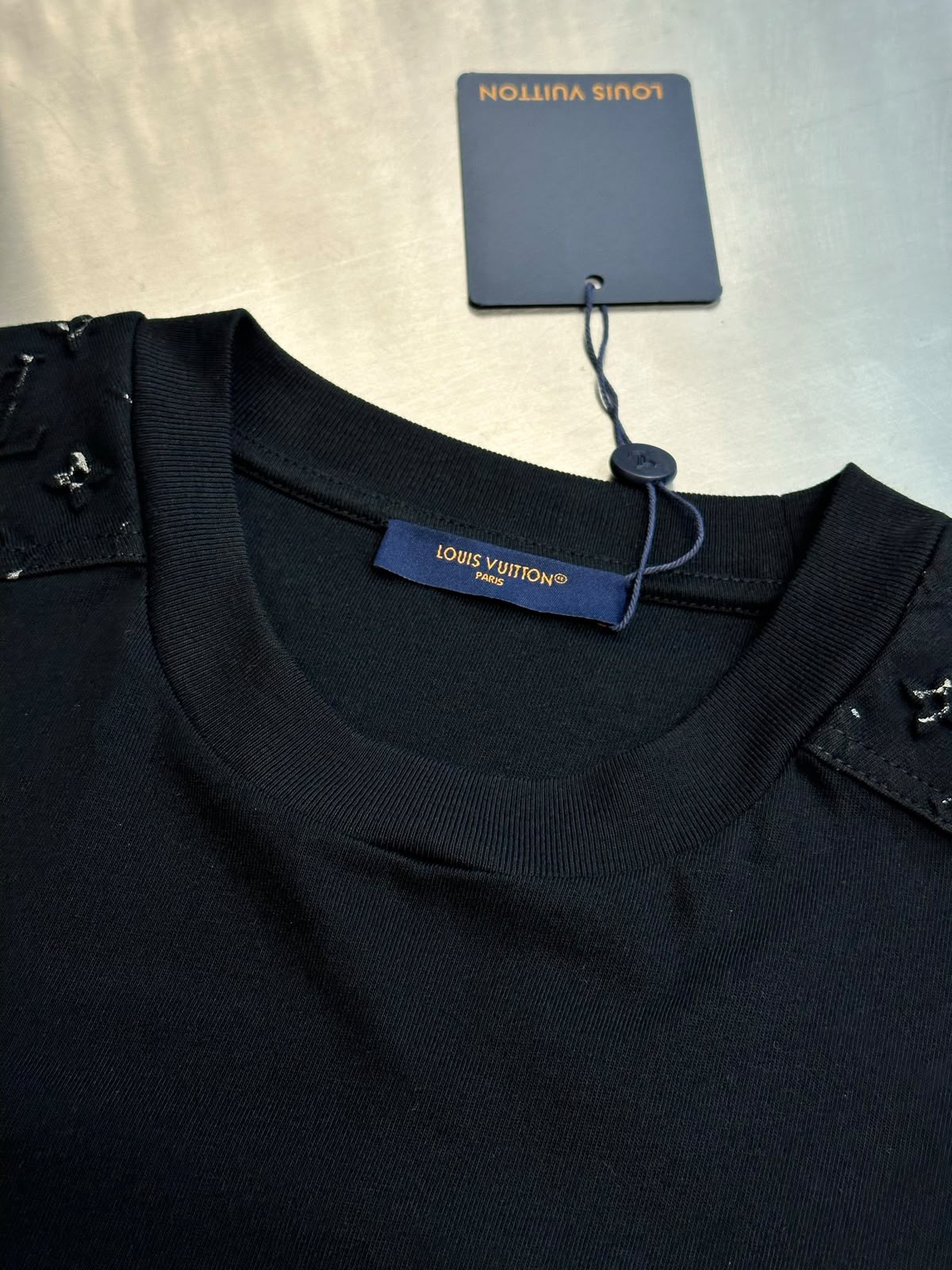 Louis Vuitton Pocket Panel T-Shirt - Black