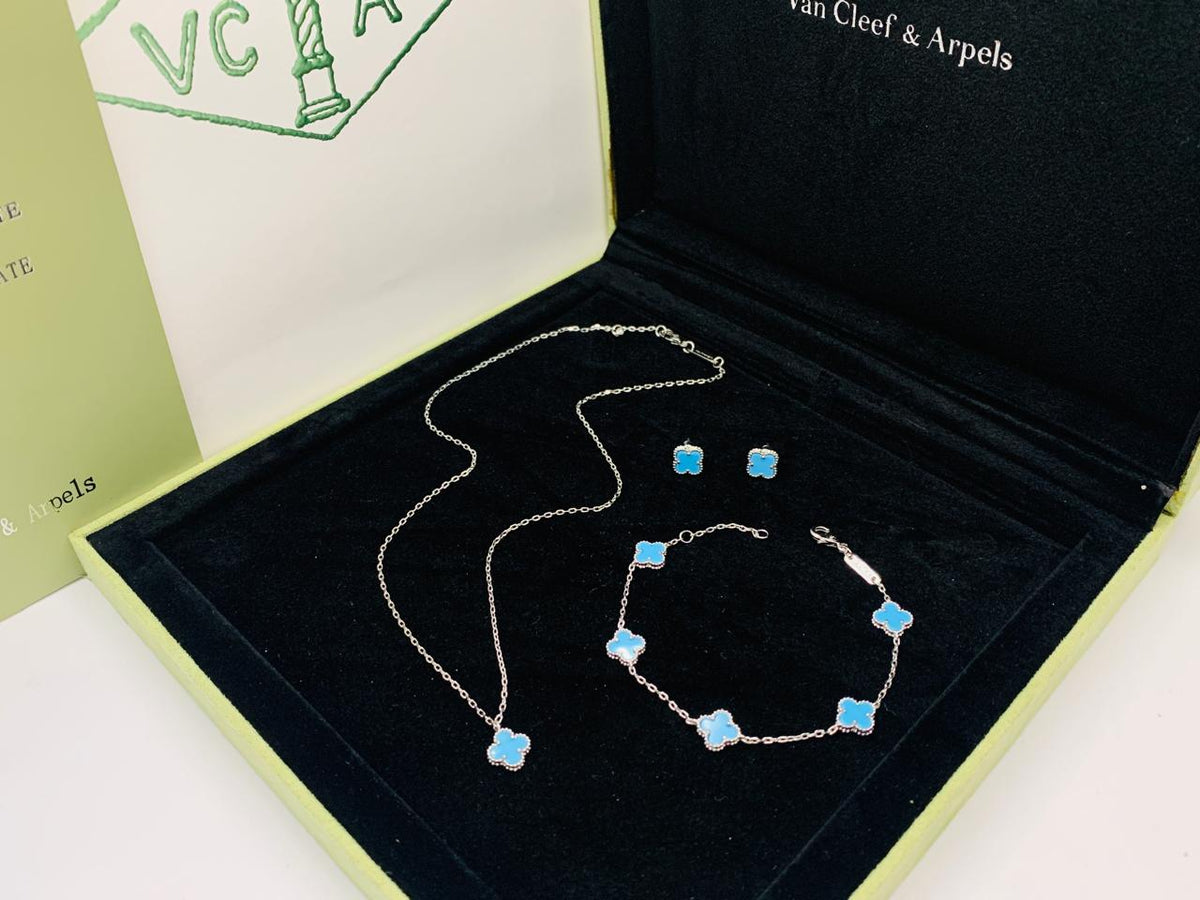 Van Cleef & Arpels Clover Jewelry Set - Blue
