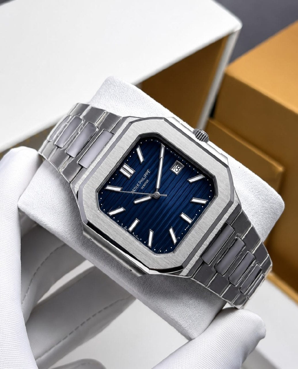 Patek Philippe Nautilus Watch - 