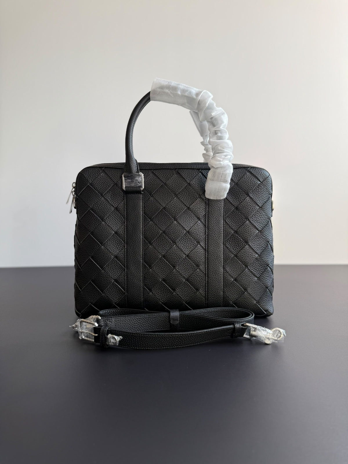 Bottega Veneta Laptop Bag Textured Briefcase - Black