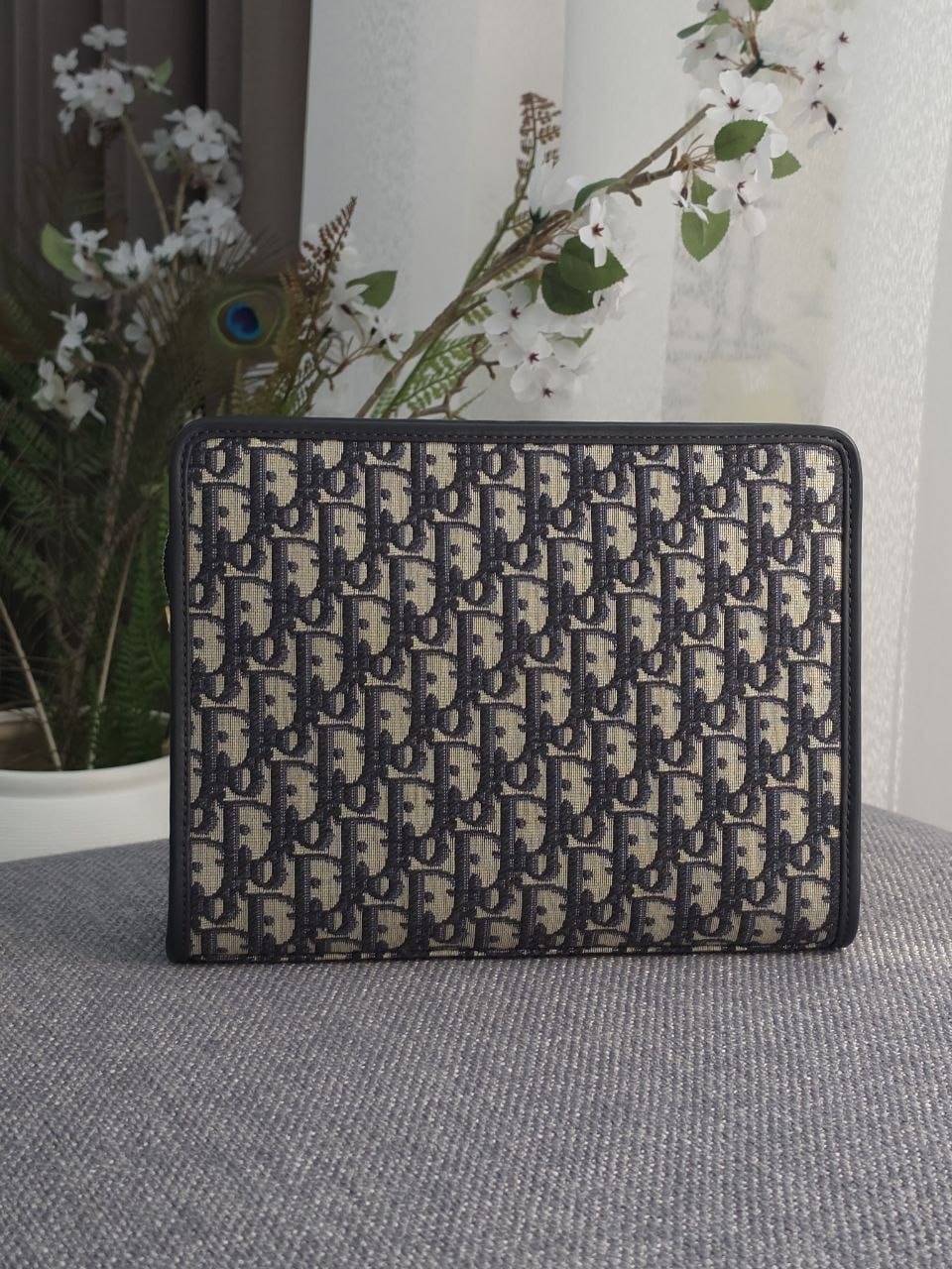 Christian Dior Clutch Flap - Beige
