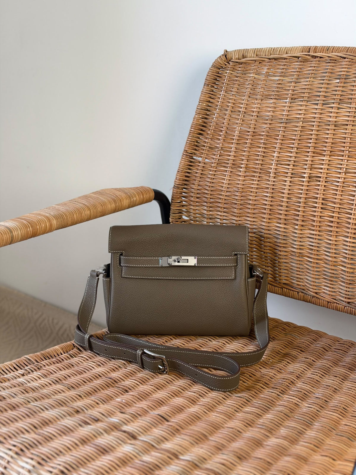 Hermès Crossbody Bag - Dark Brown
