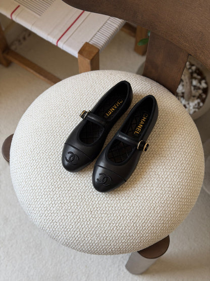 Chanel Ballerina - Black