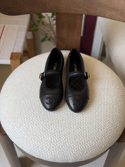 Chanel Ballerina - Black