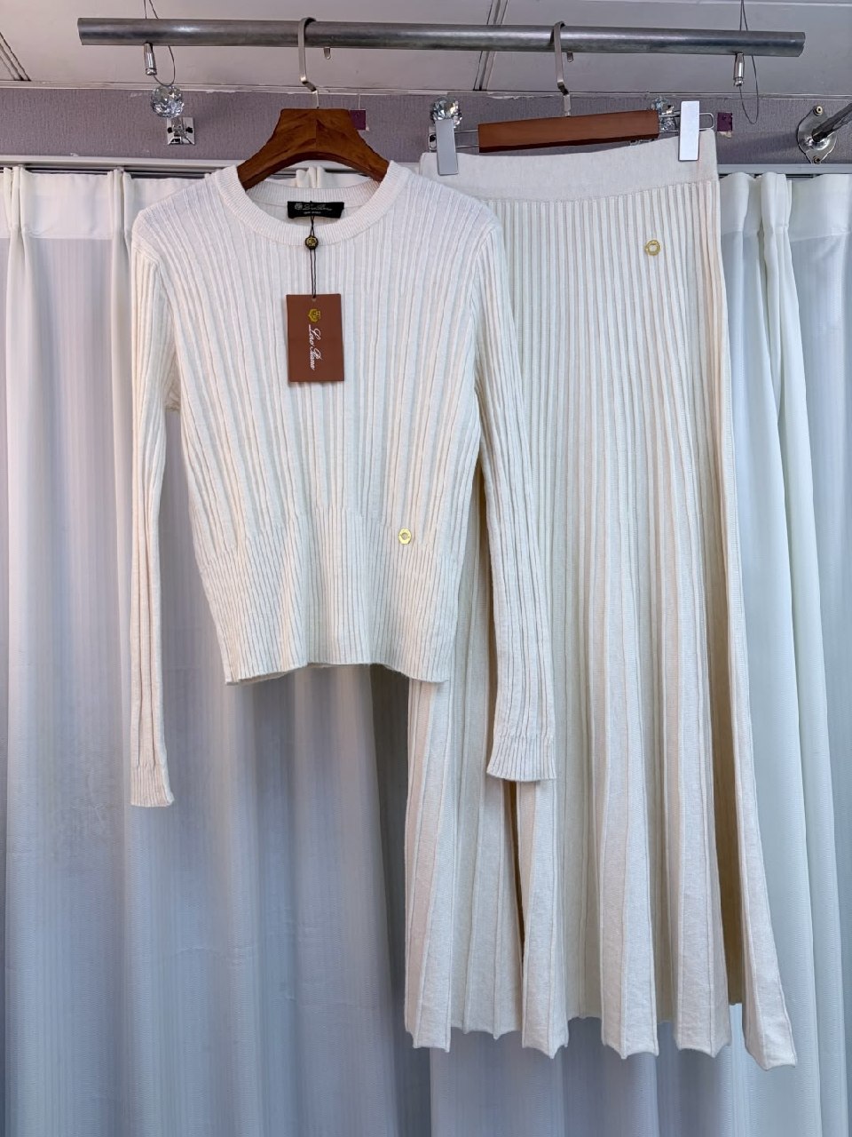 Loro Piana Flared Skirt Set - White