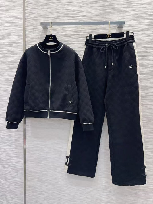Chanel Diamond-Quilted Tracksuit - Navy