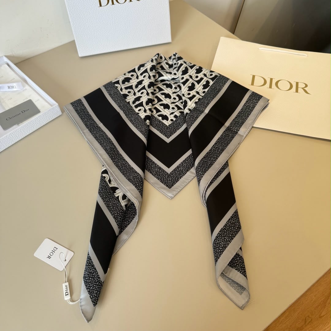 Dior Framed Scarf - Multi