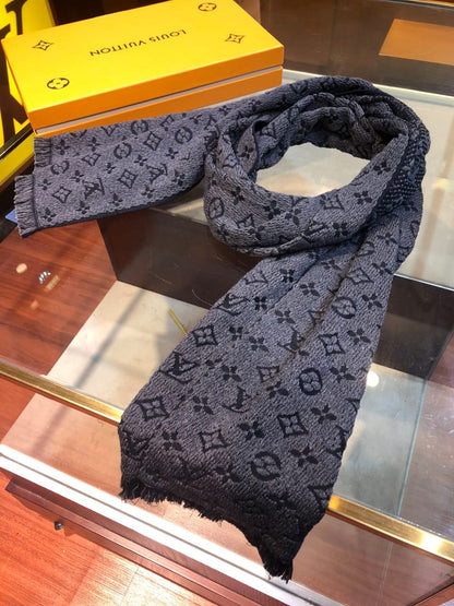 Louis Vuitton Scarf - Grey Monogram