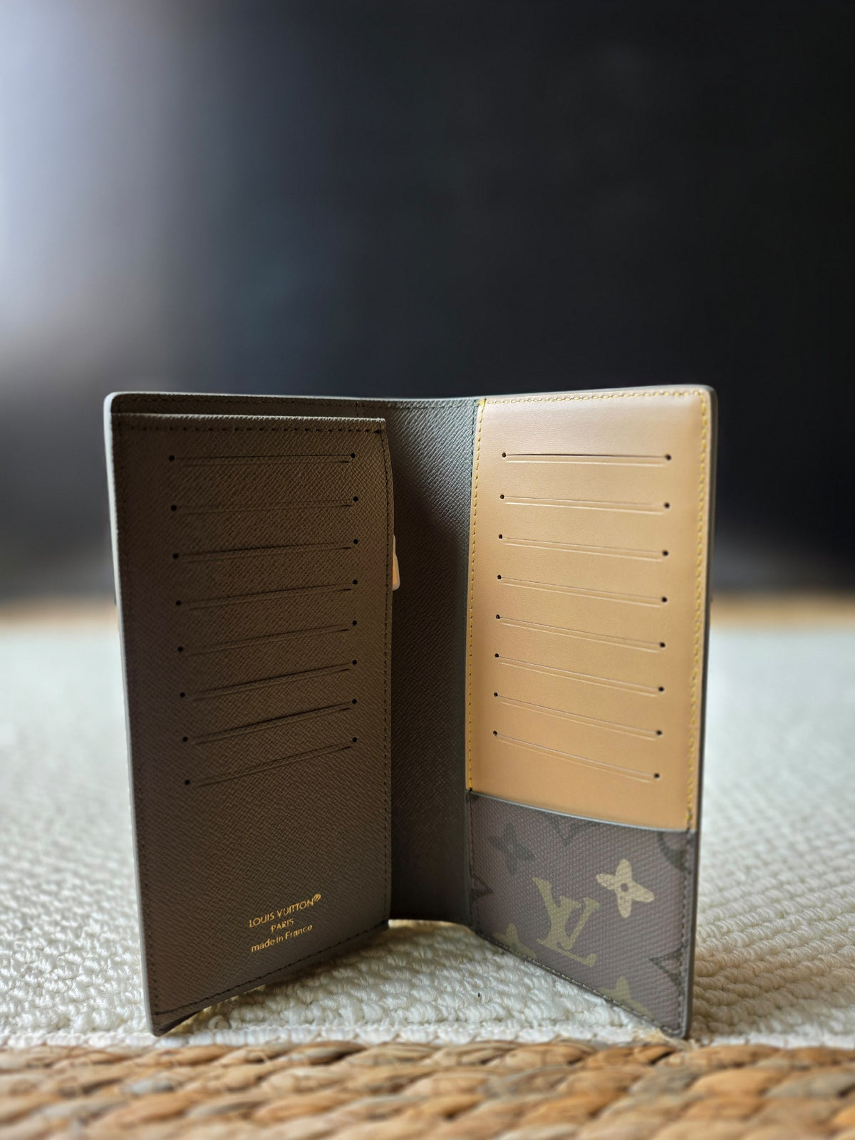 Louis Vuitton Brazza Monogram Wallet - Grey Monogram