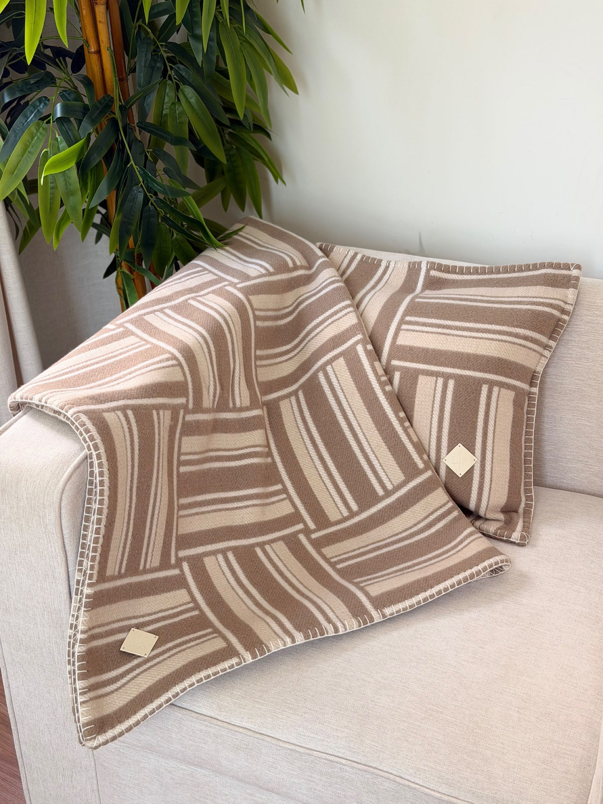 Loro Piana Blanket - Beige