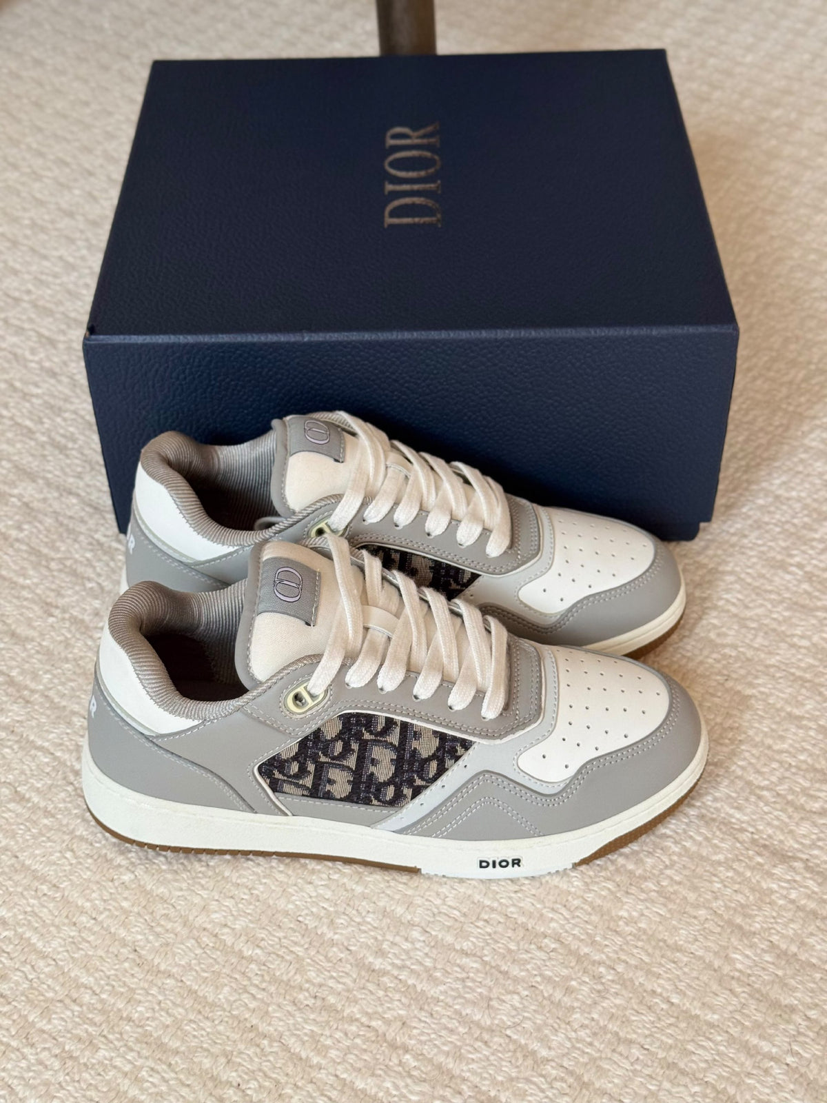 Dior B27 Insert Sneakers - Grey & White