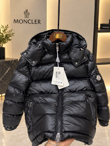 Moncler Puffer Jacket - Black