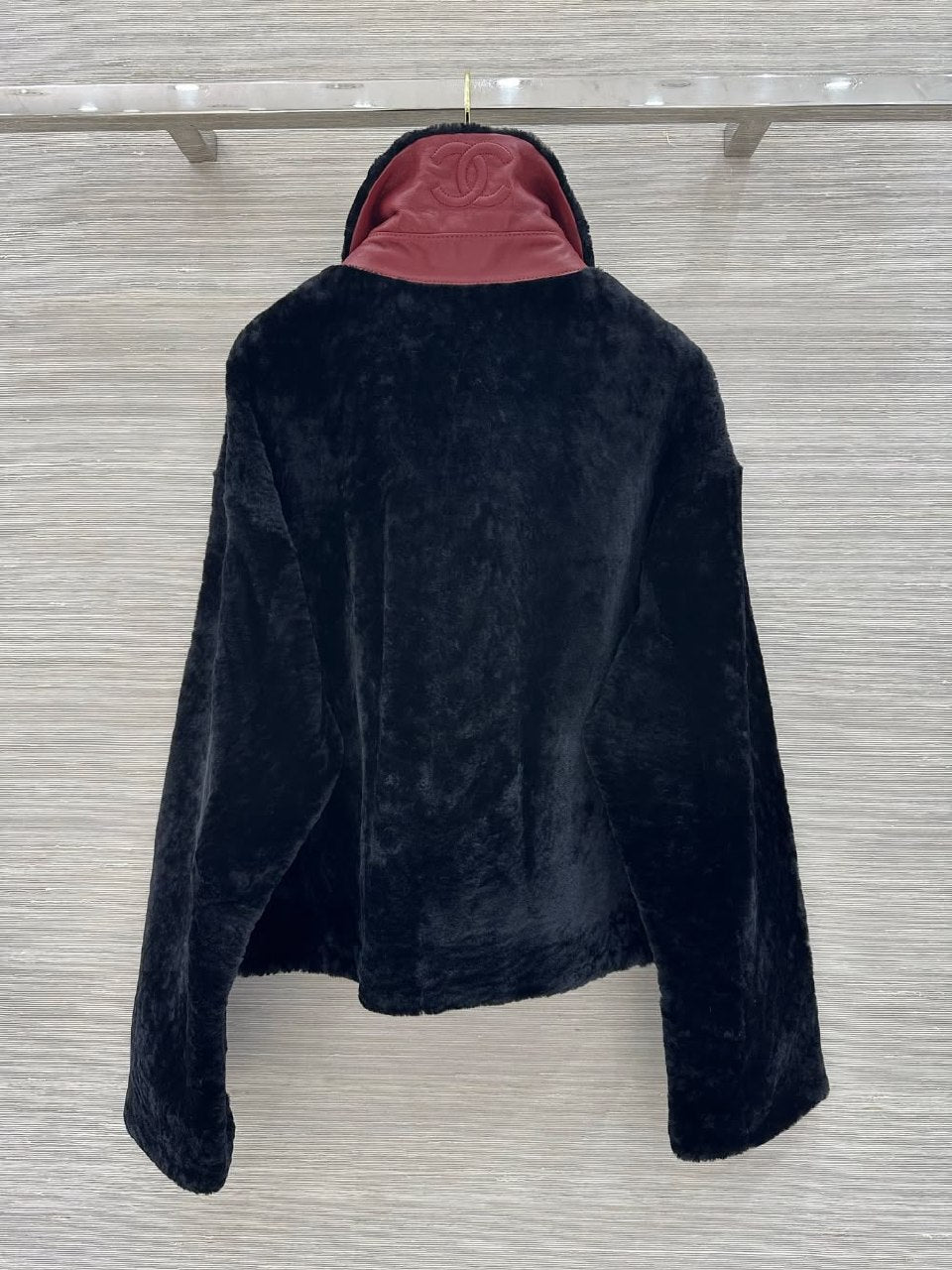 Chanel Cropped Pocket Jacket - Black
