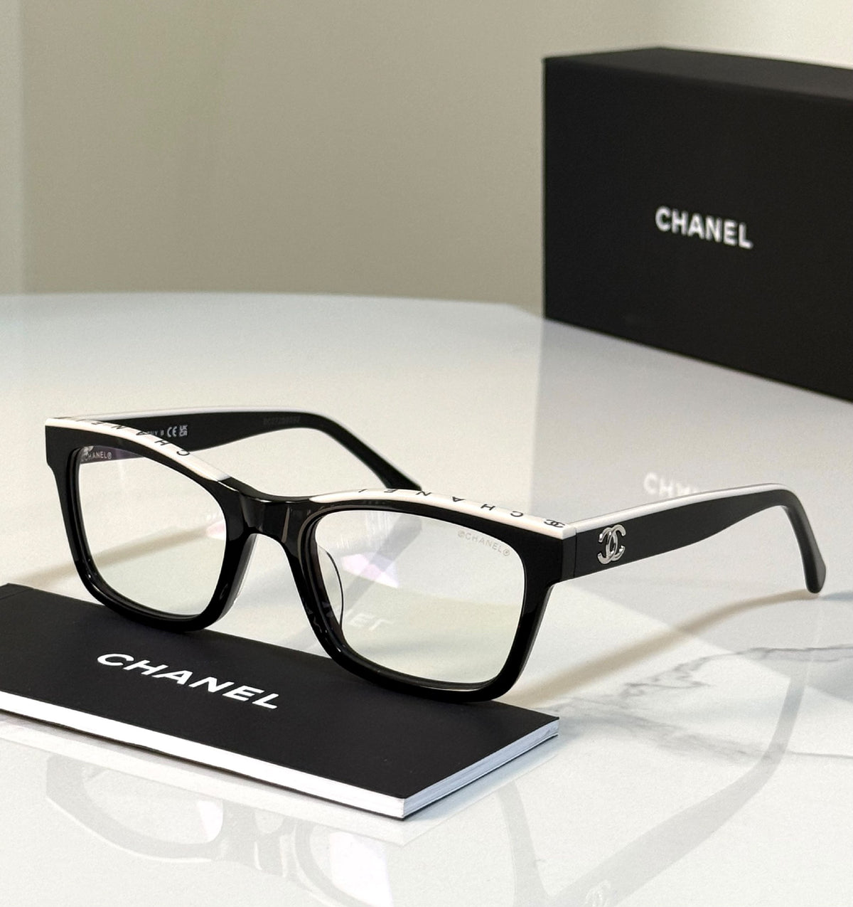 Chanel Square-Frame Sunglasses - 