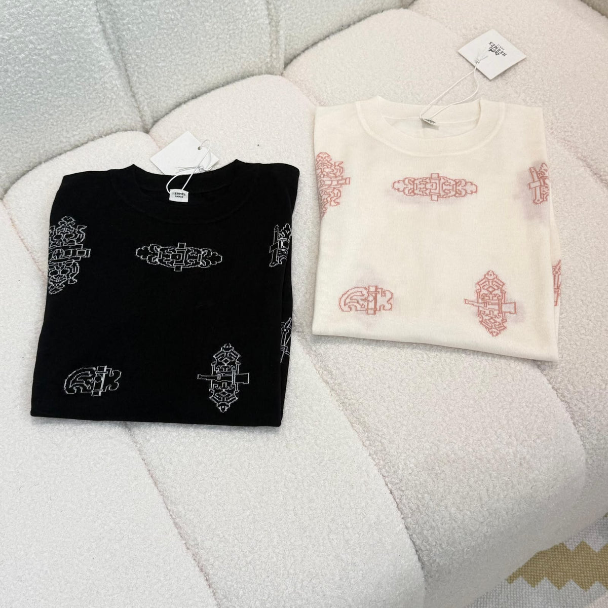 Hermès Knitted T-Shirt - Black, White
