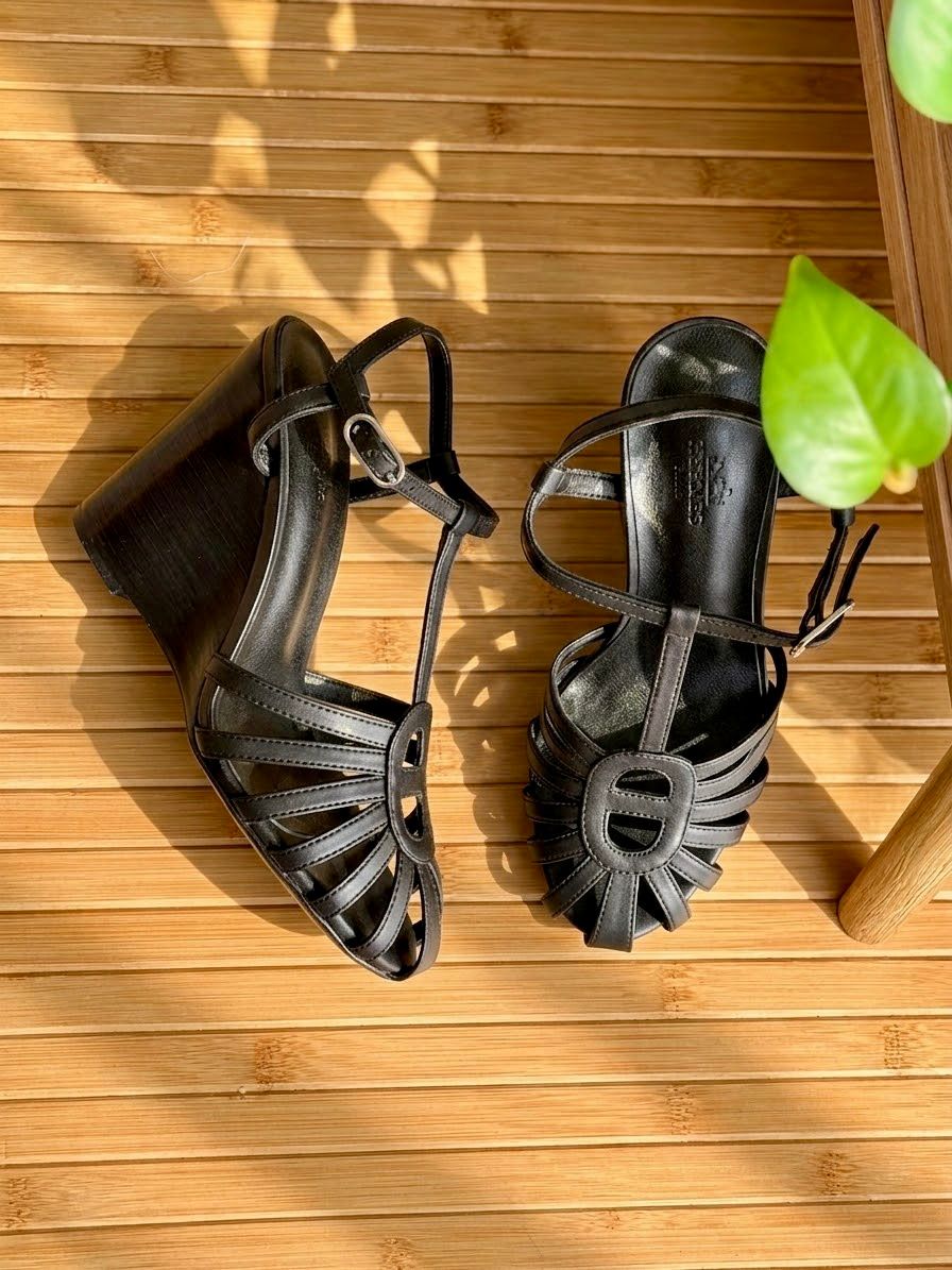 Hermes Heels - Black