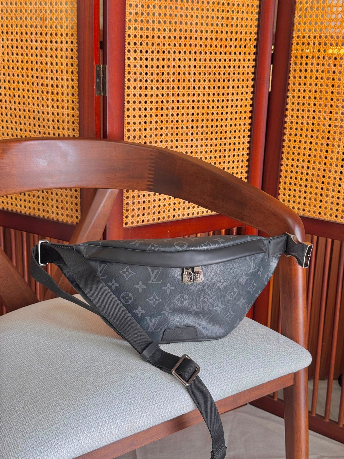 Louis Vuitton Slim Belt Bag - Grey Monogram