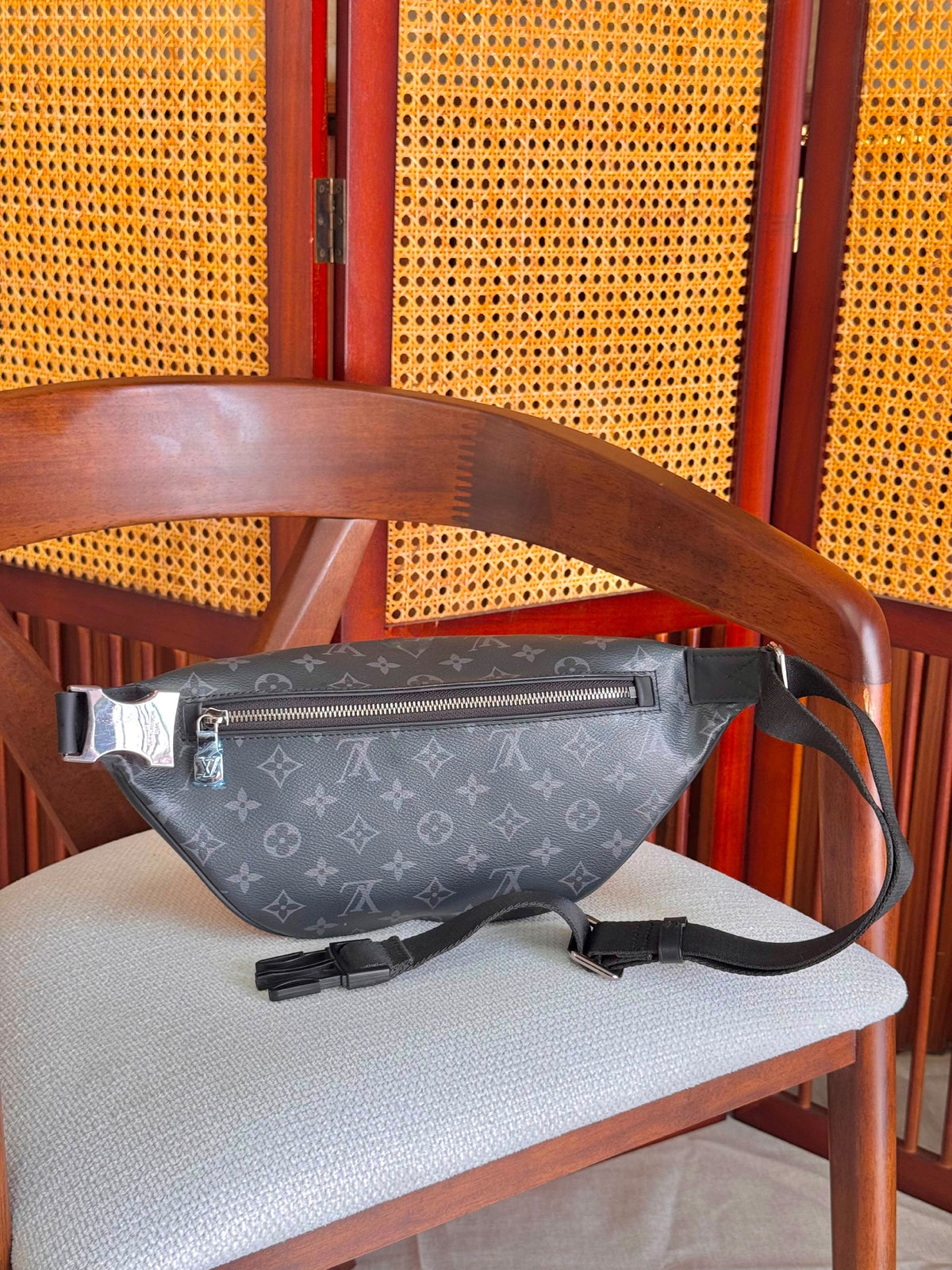 Louis Vuitton Slim Belt Bag - Grey Monogram