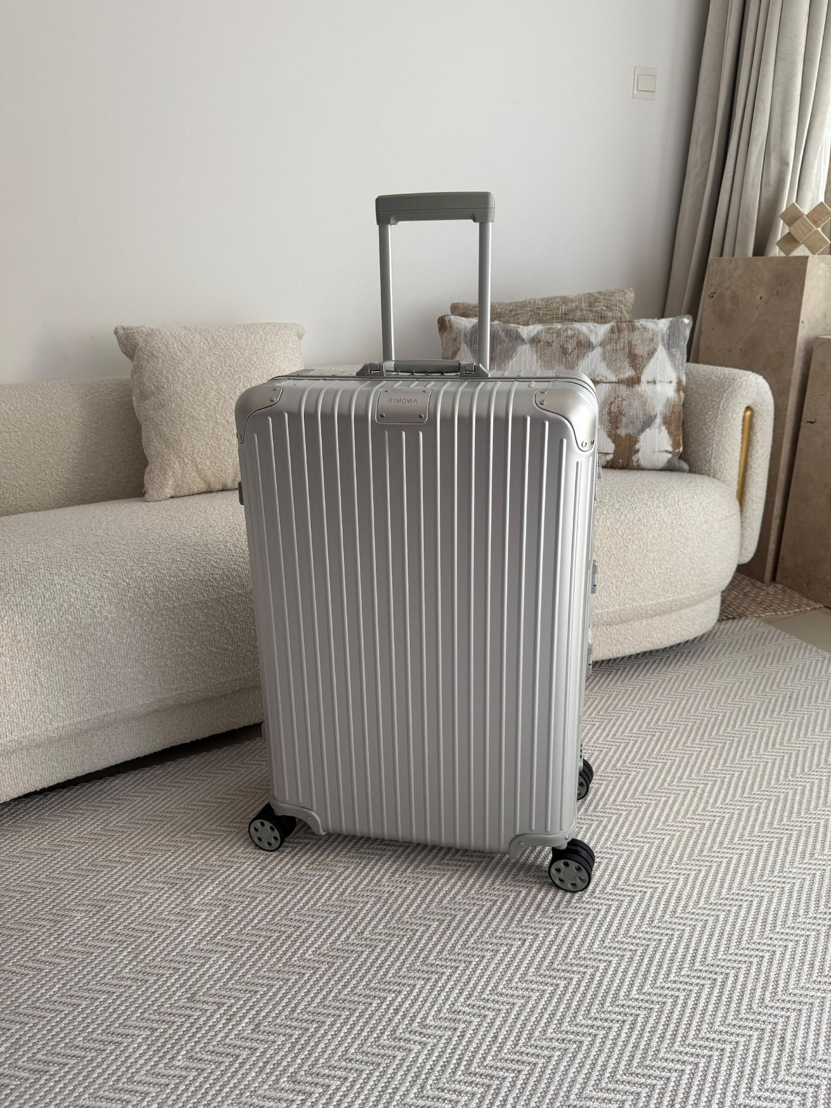 Rimowa Trolley - Silver, White