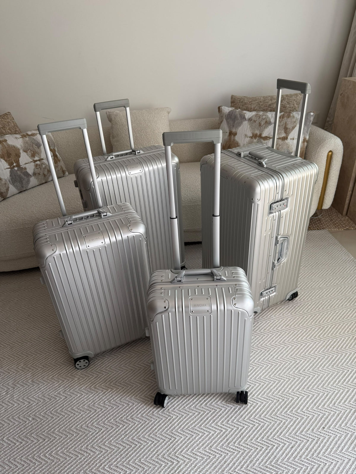 Rimowa Trolley - Silver, White