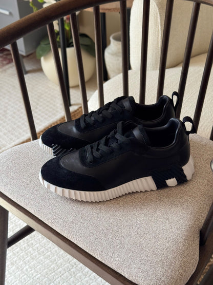 Hermès Panelled Sneakers - Black