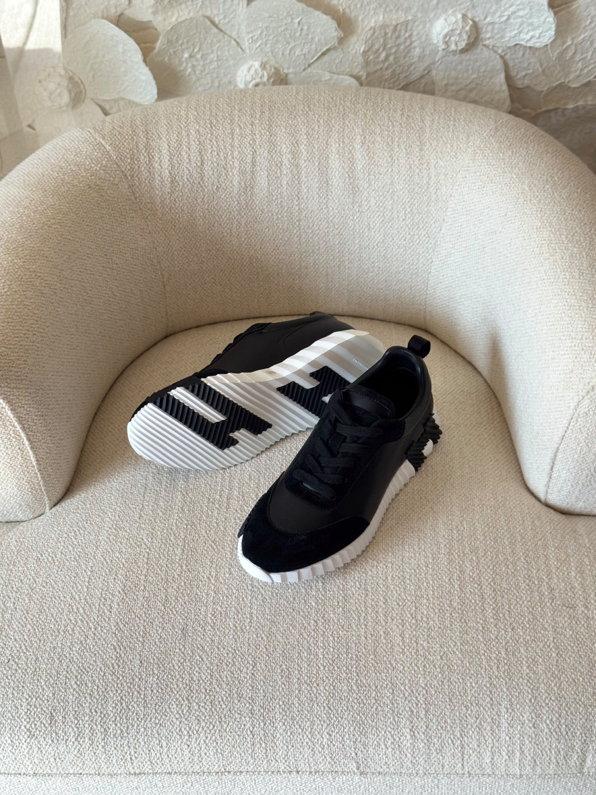 Hermès Panelled Sneakers - Black