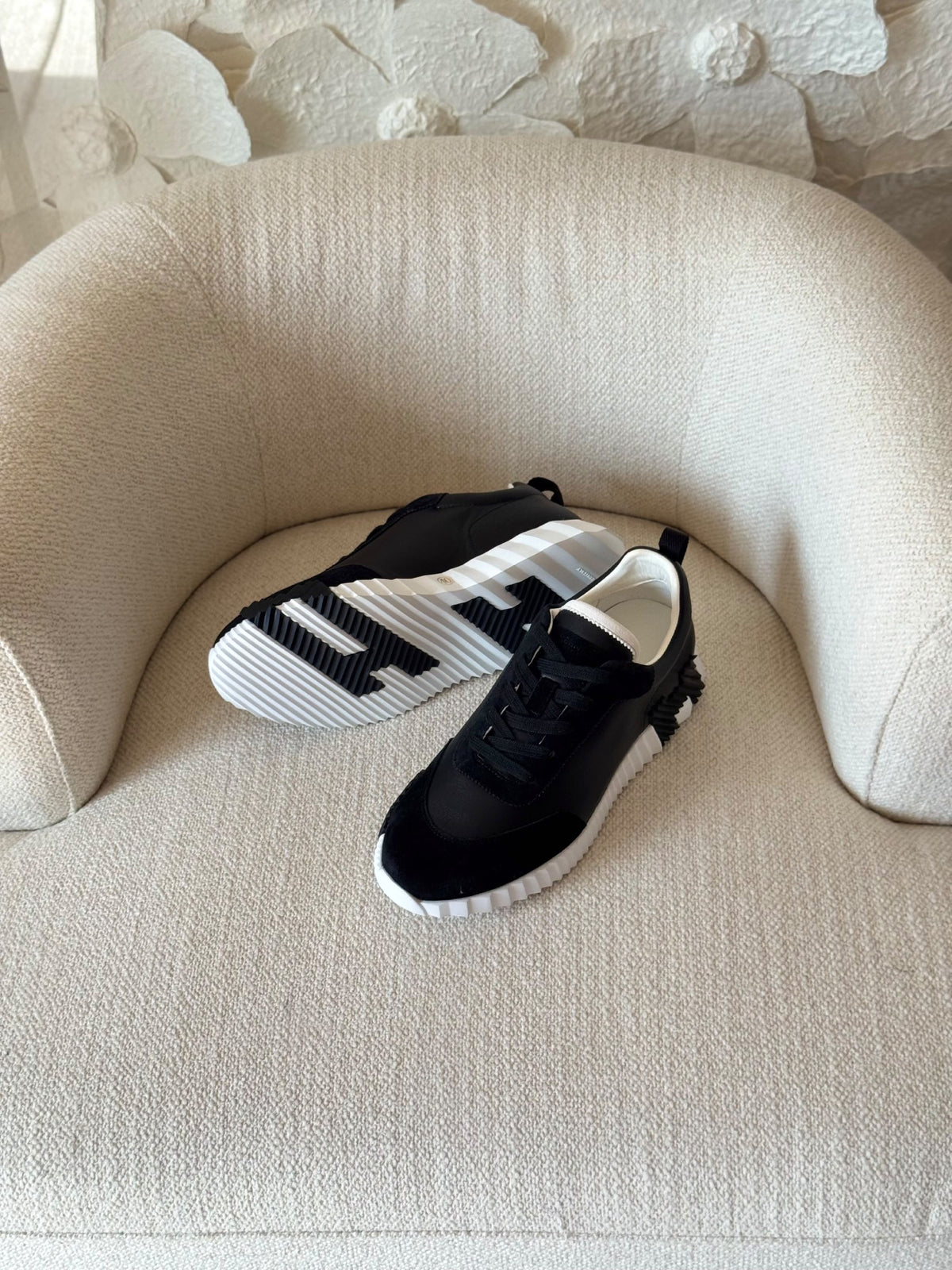 Hermès Panelled Sneakers - Black