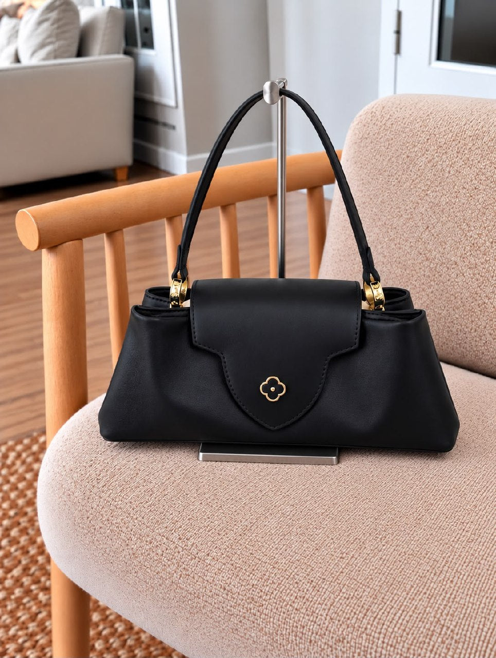 Louis Vuitton Shoulder Bag - Black