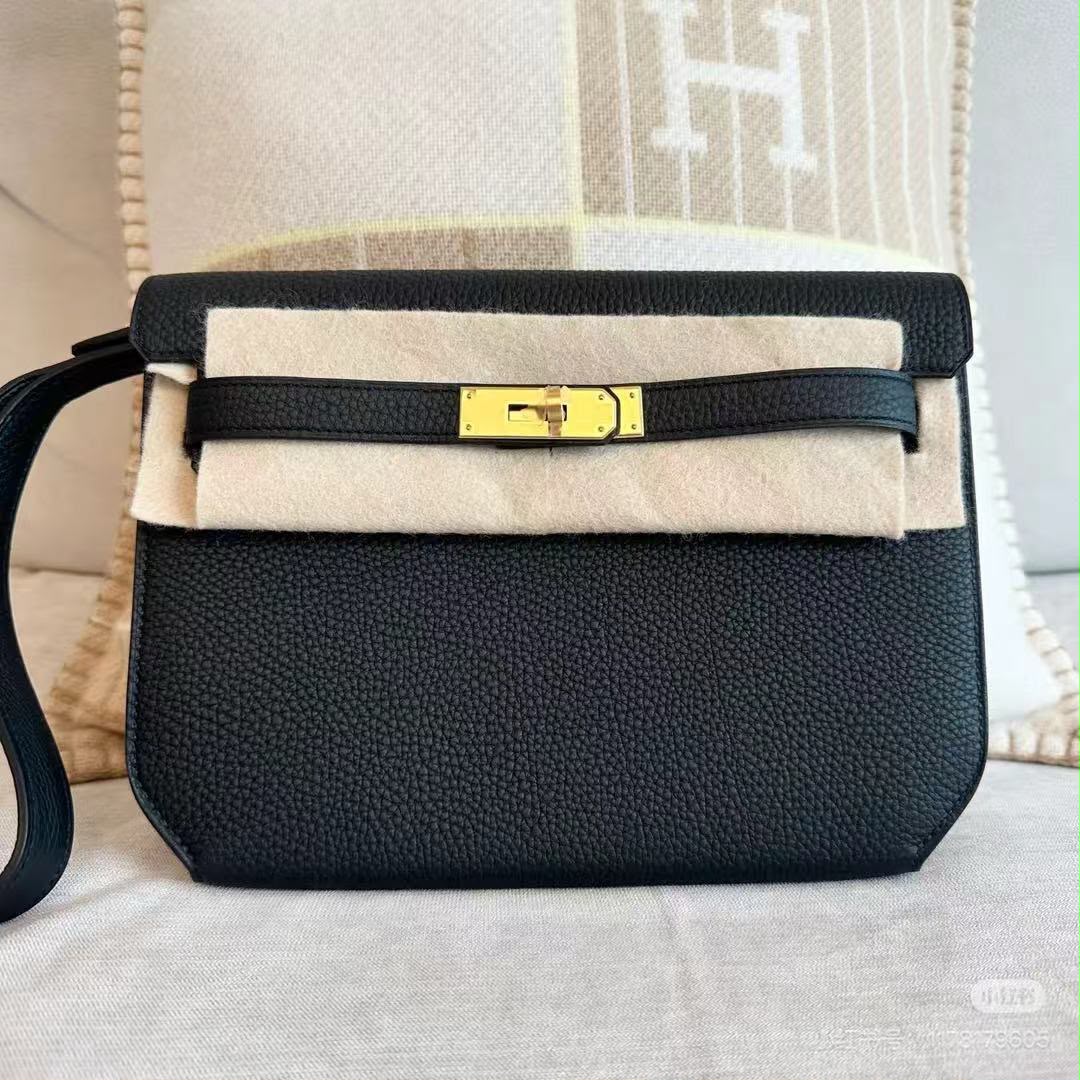 Hermès Shoulder Bag - Black