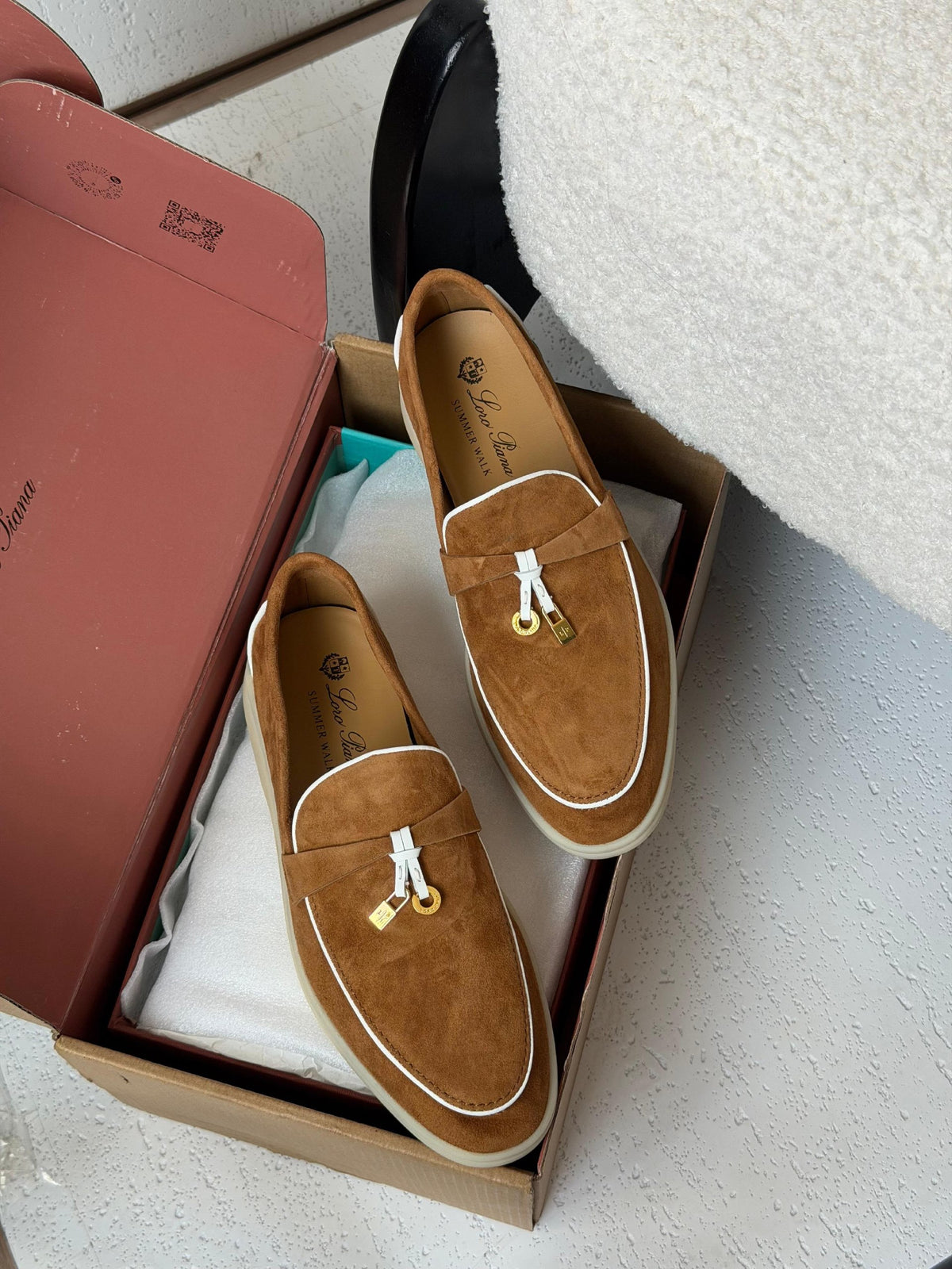 Loro Piana Slippers - Brown