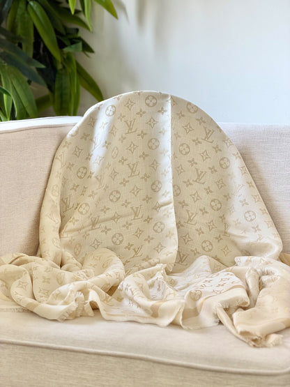 Louis Vuitton Scarf - Beige