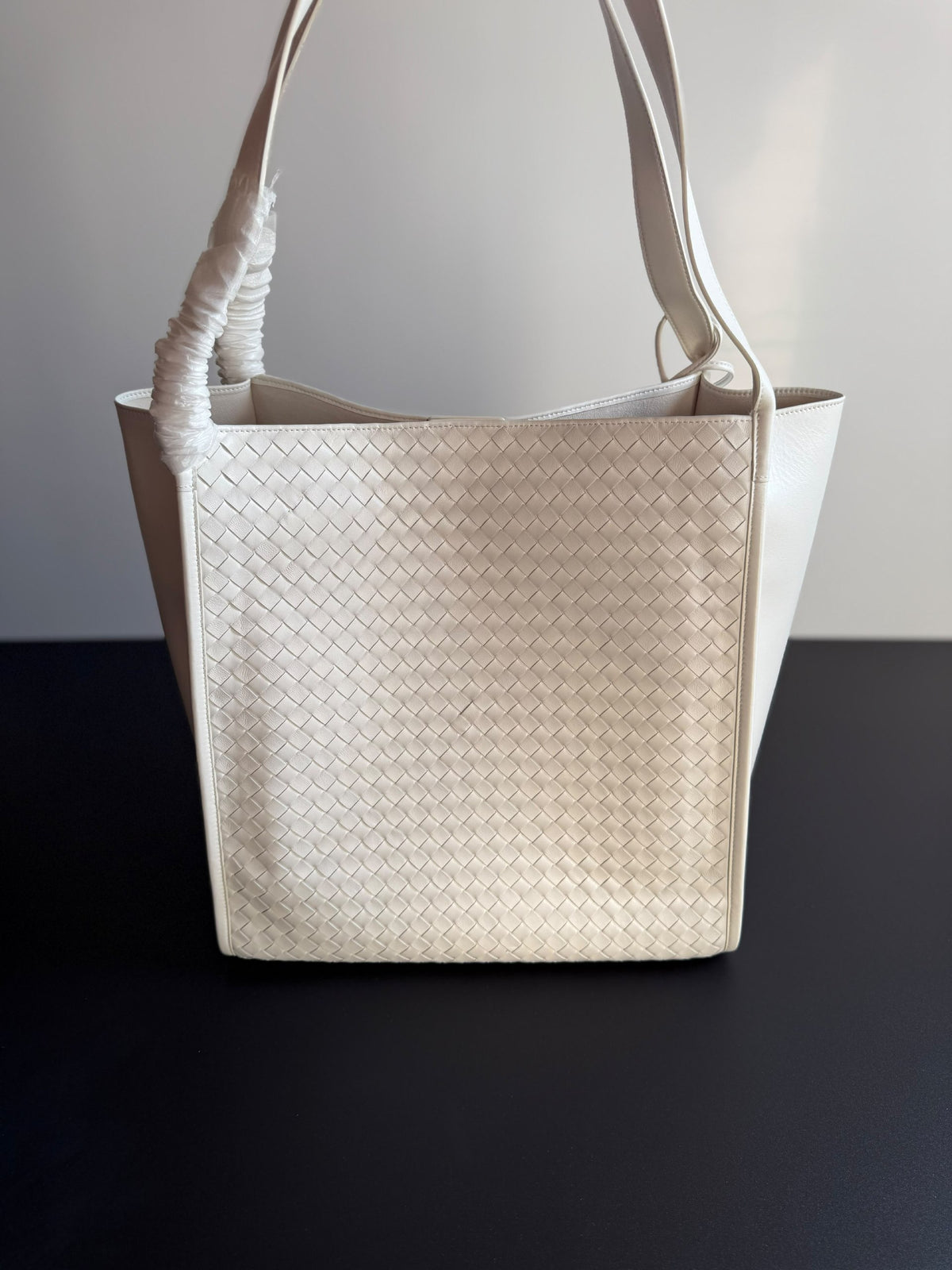 Bottega Veneta Corriere Tote Bag - White