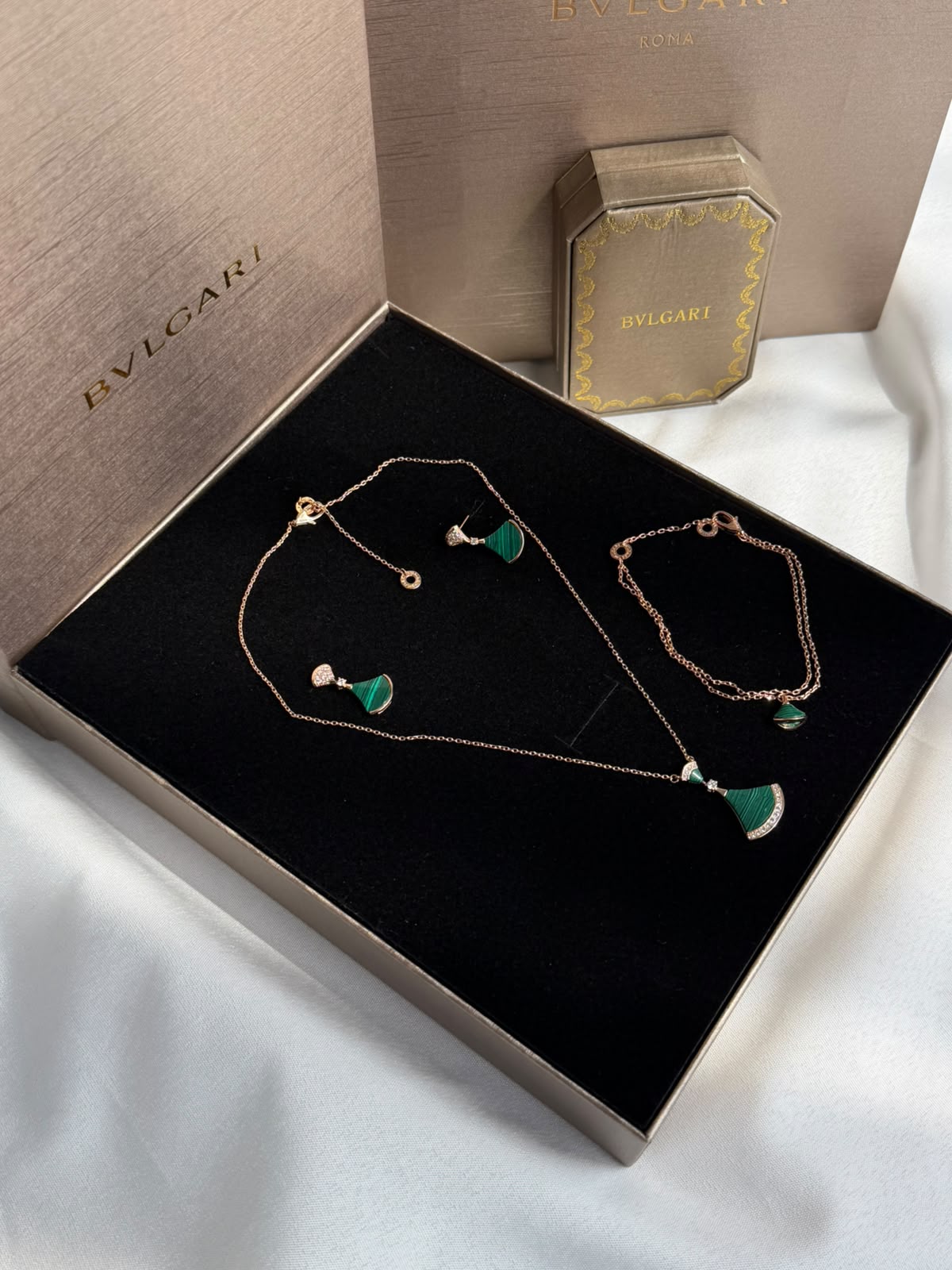 Bulgari Jewelry Set - Green