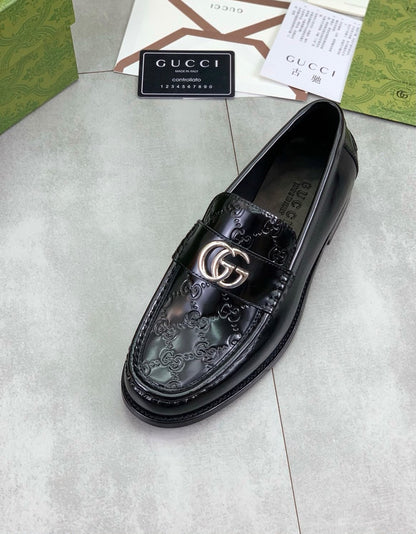 Gucci Loafers Embossed GG - Black Embossed