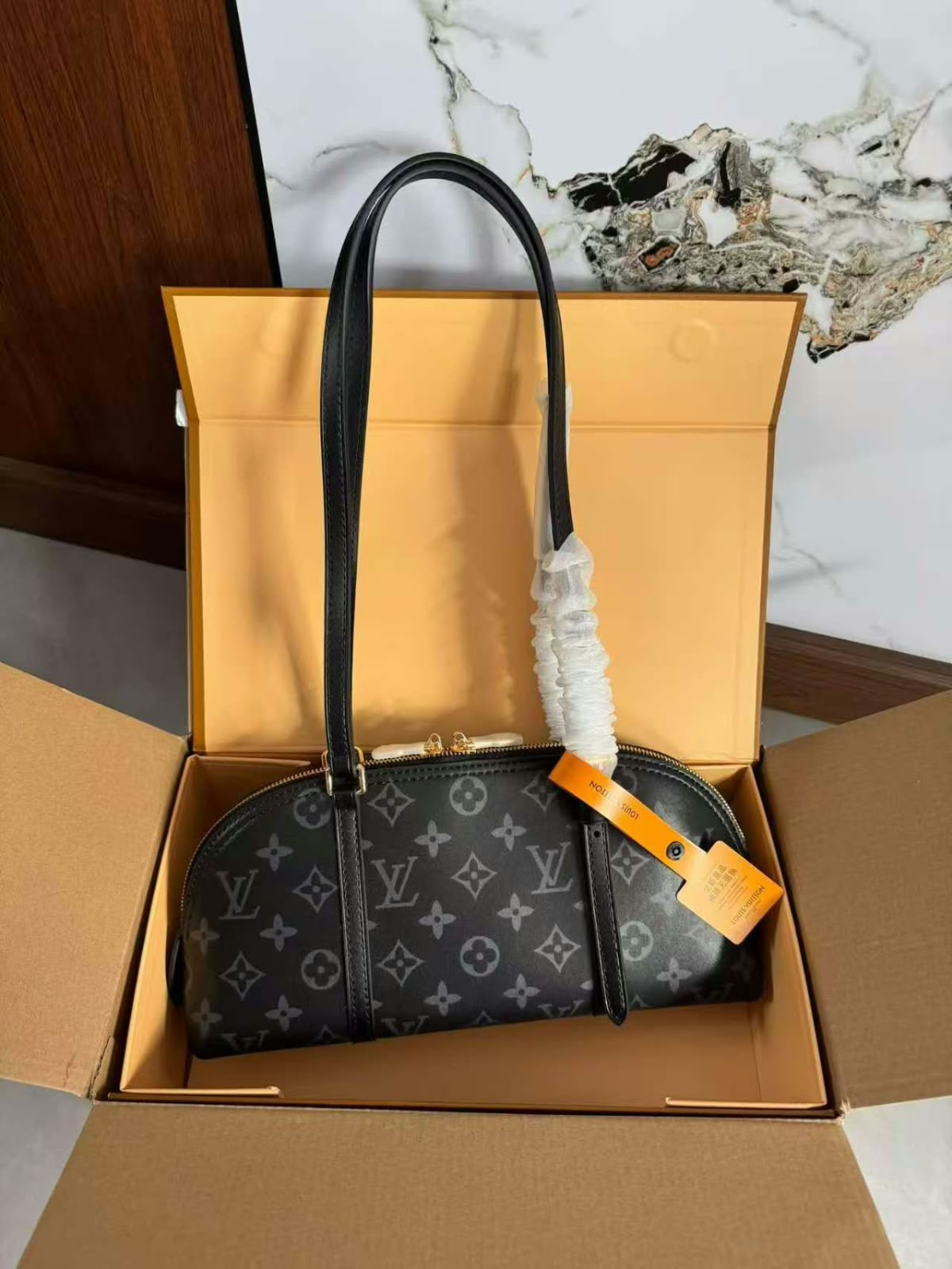 Louis Vuitton Handbag - Black Monogram