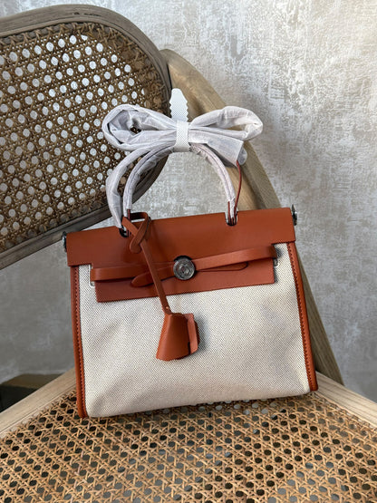 Hermès Handbag - White, Beige