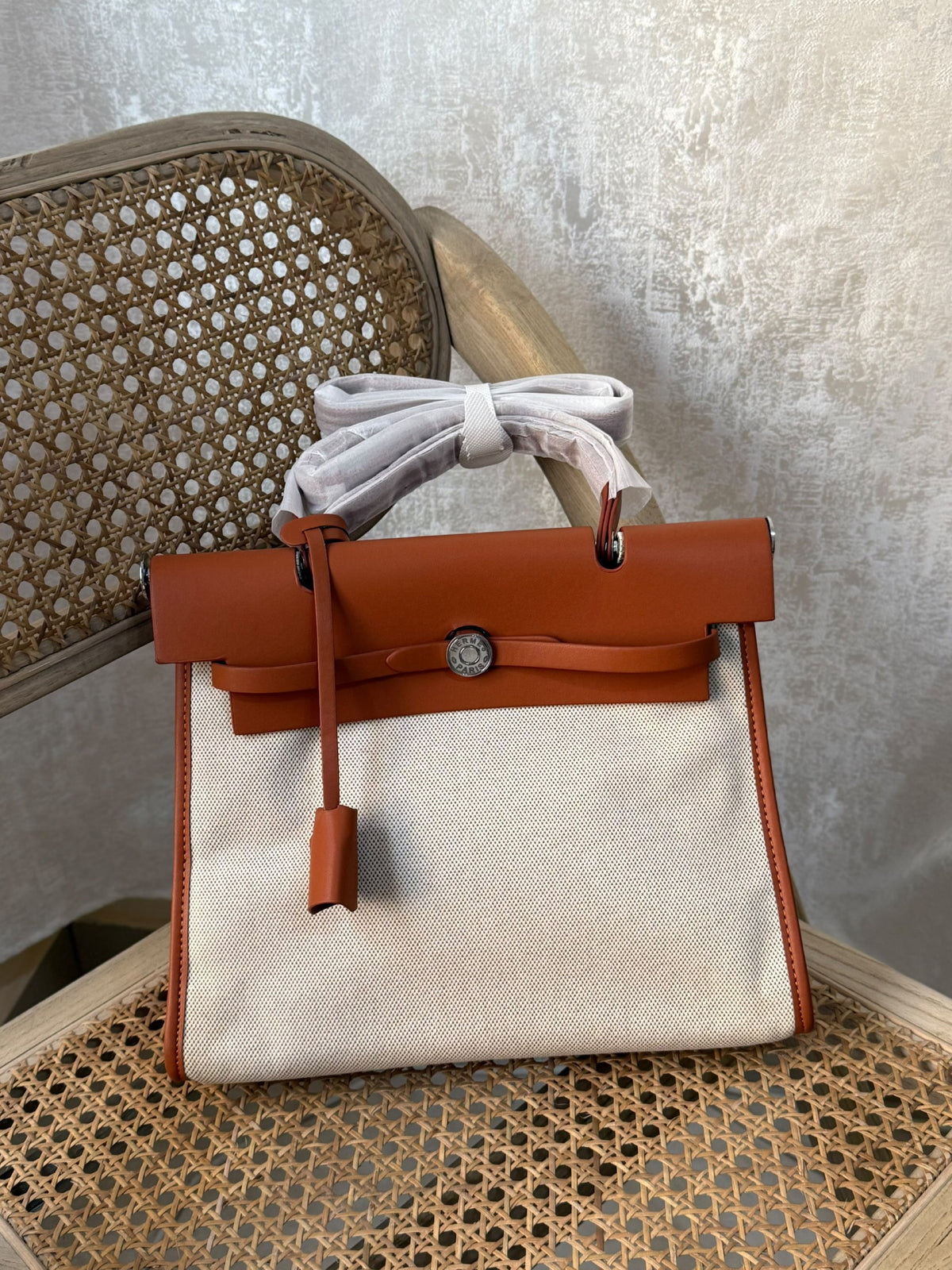 Hermès Handbag - White, Beige