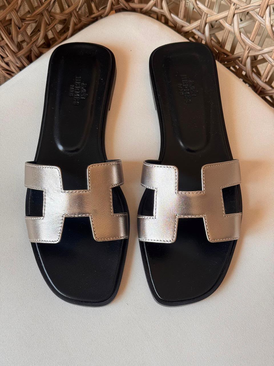 Hermes Slippers - Black