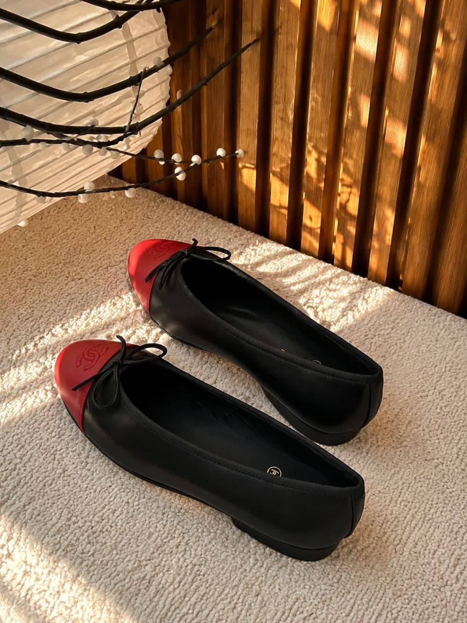 Chanel Ballerina - 