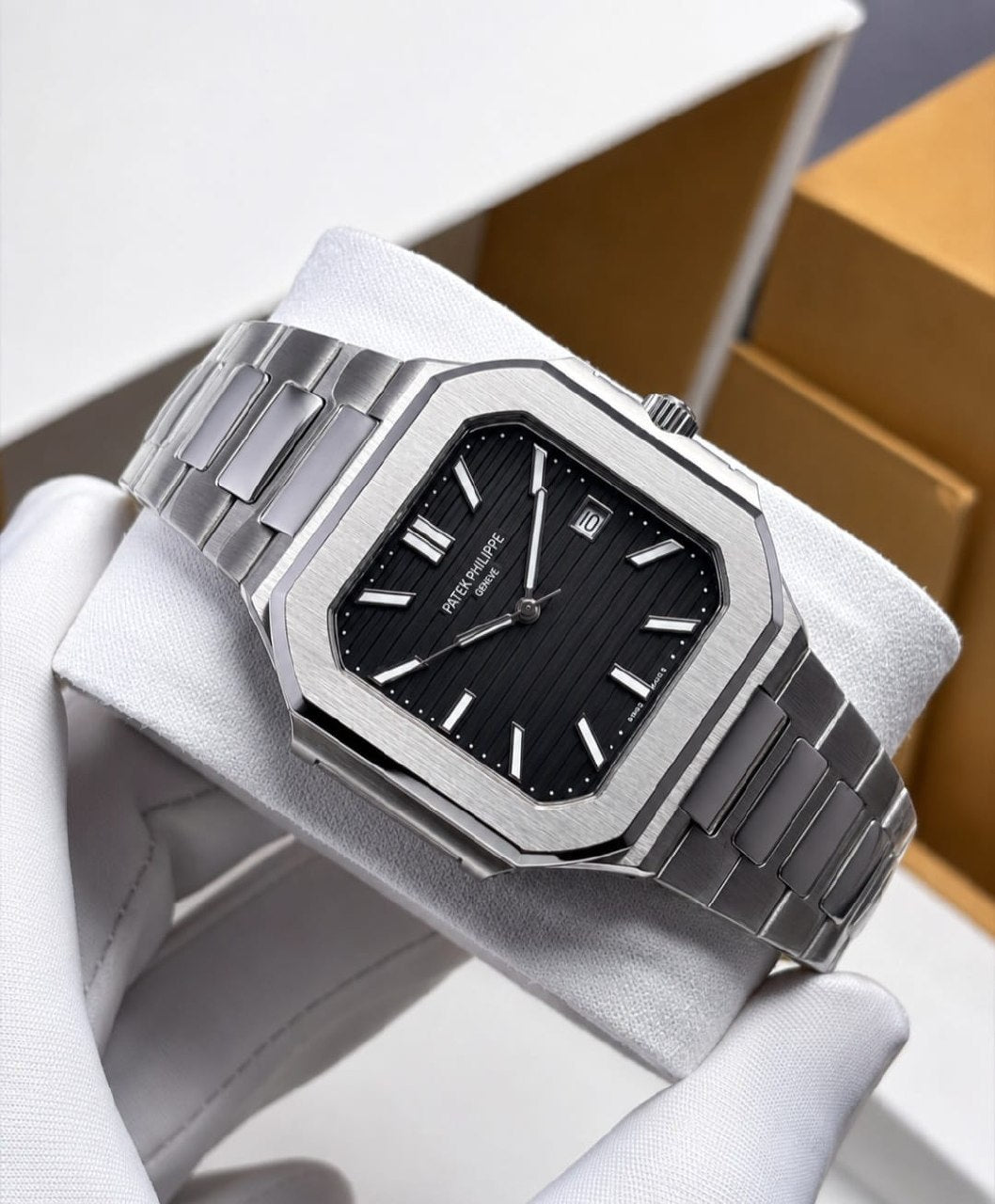 Patek Philippe Nautilus Watch - 