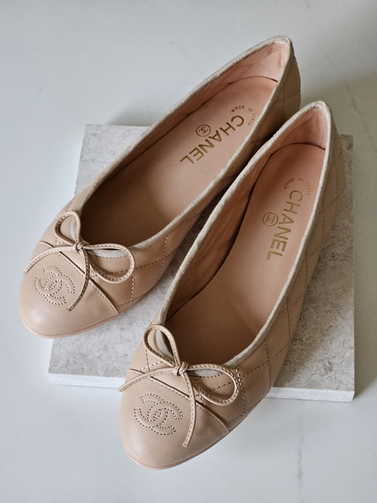 Chanel Bow Ballerina - Beige