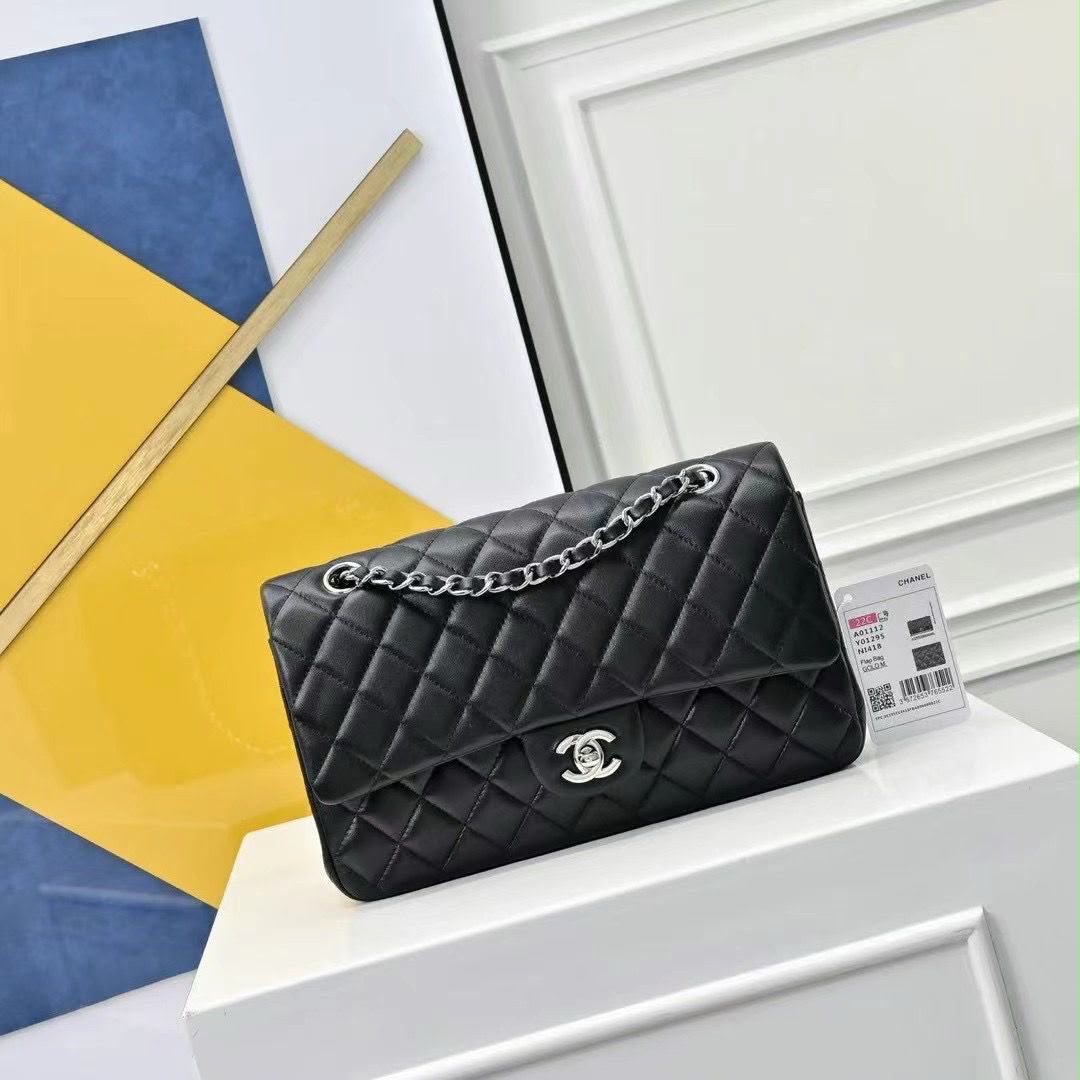 Chanel Quilted Shoulder Bag - Black