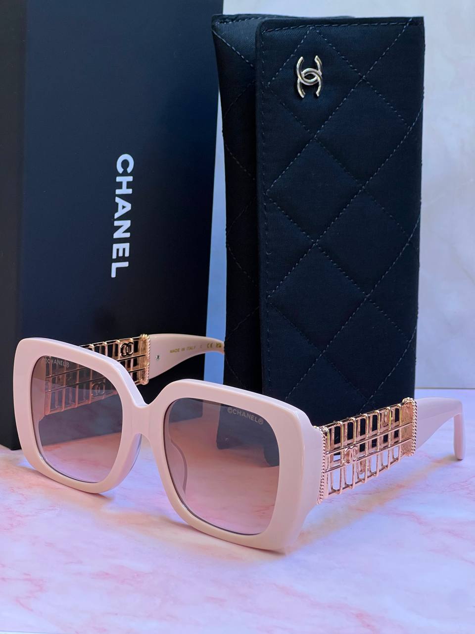 Chanel - 