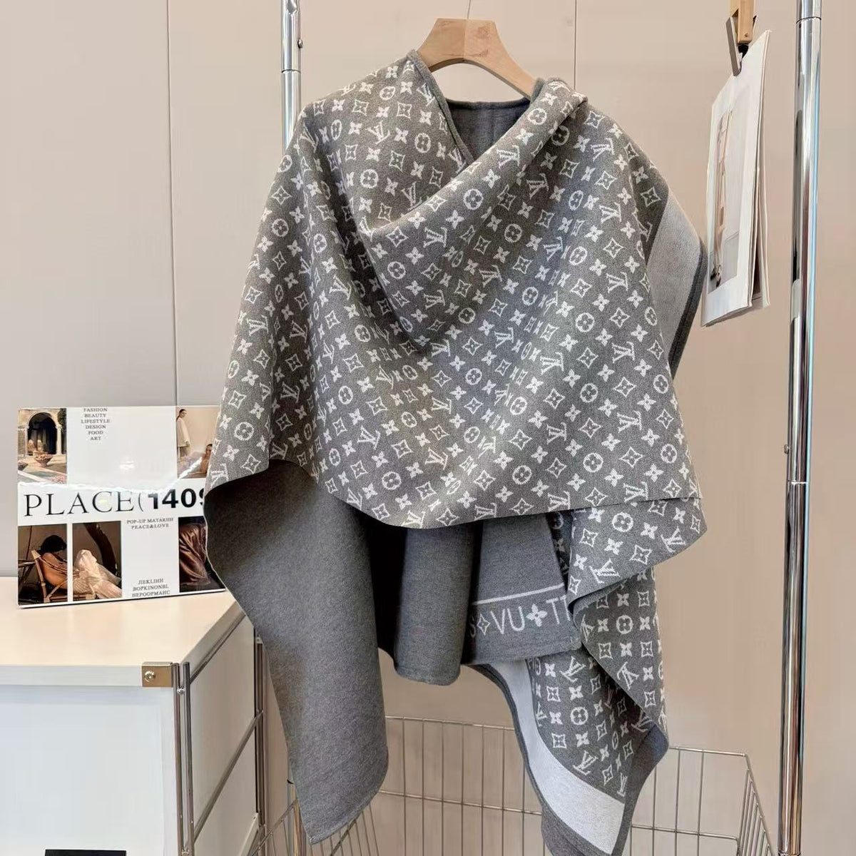 Louis Vuitton Scarf - Grey Monogram