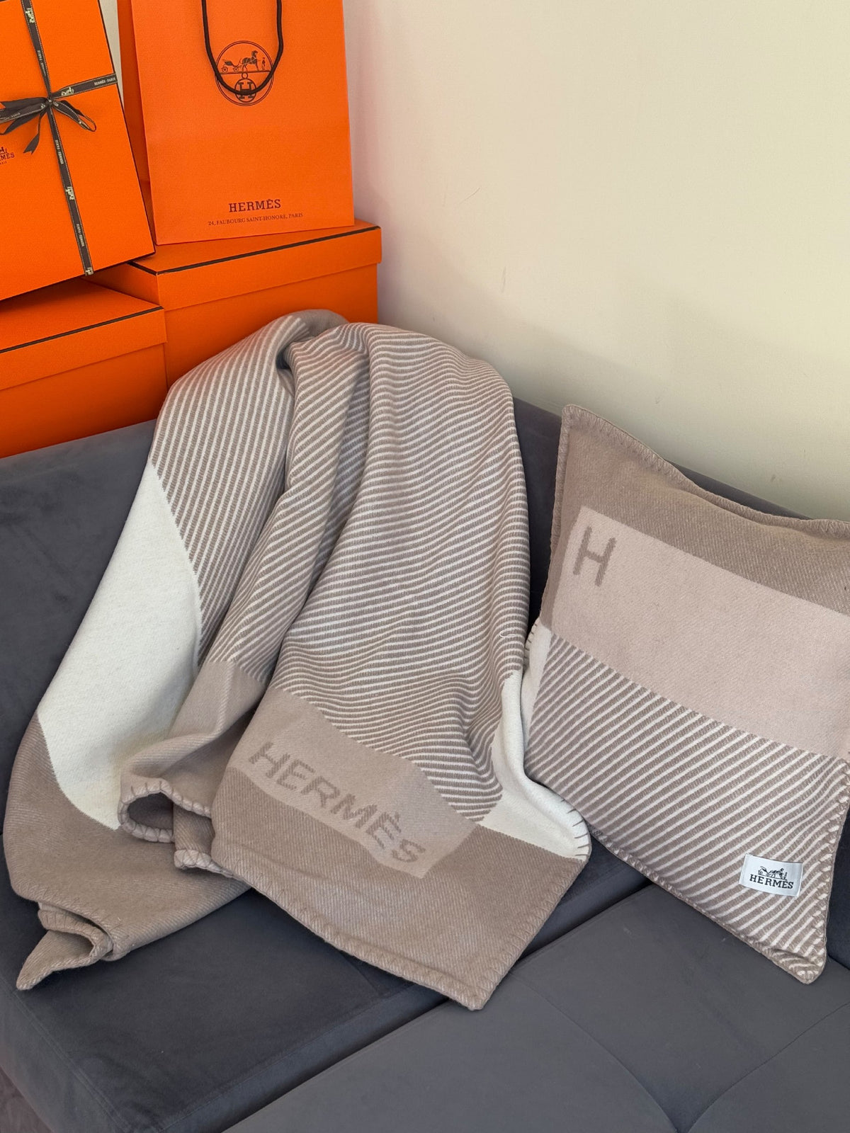 Hermès Blanket Set Fine Stripe - Beige