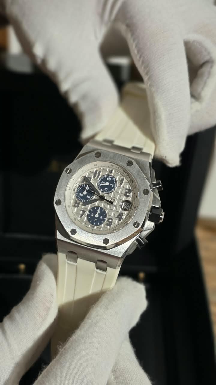 Audemars Piguet Royal Oak Offshore Chronograph Watch - 