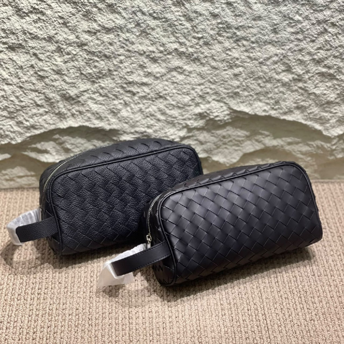 Bottega Veneta Wash Bag - Black
